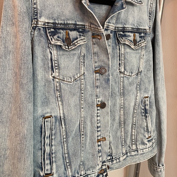 ✨Customized AOT Denim Jacket✨ - Picture 6 of 8